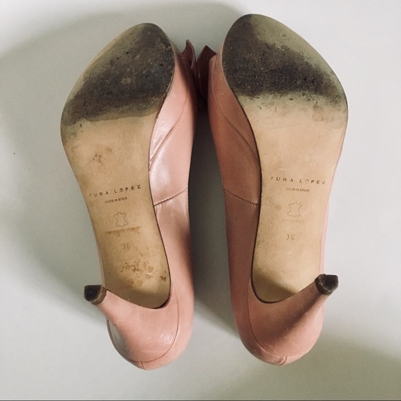 Pura Lopez | Leather Peep Toe Bow Front Heels - Picture 6 of 8